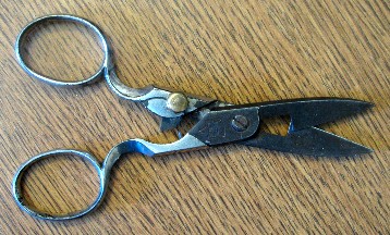 Ora's buttonhole scissors.